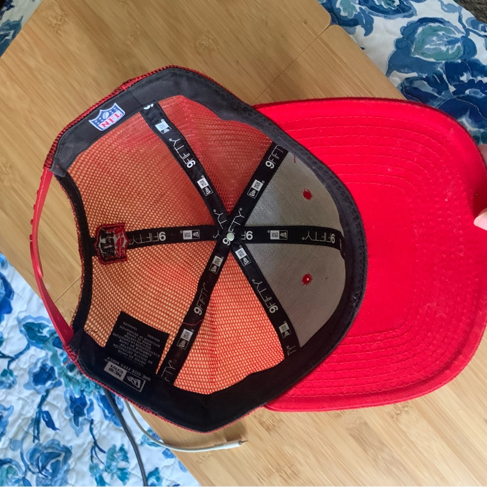 49ers New Era Bold Red Mesh Snapback - Picture 2 of 4
